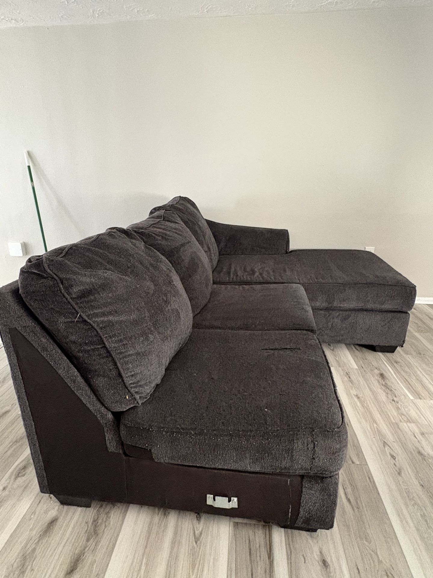 L shape couch 