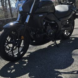 2018 Honda CTX700N dct