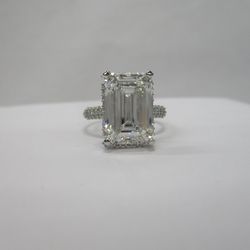 Emerald Cut 6 Catat Lab Diamond platinum ring