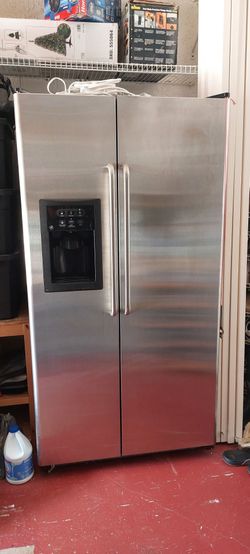 GE Refrigerator