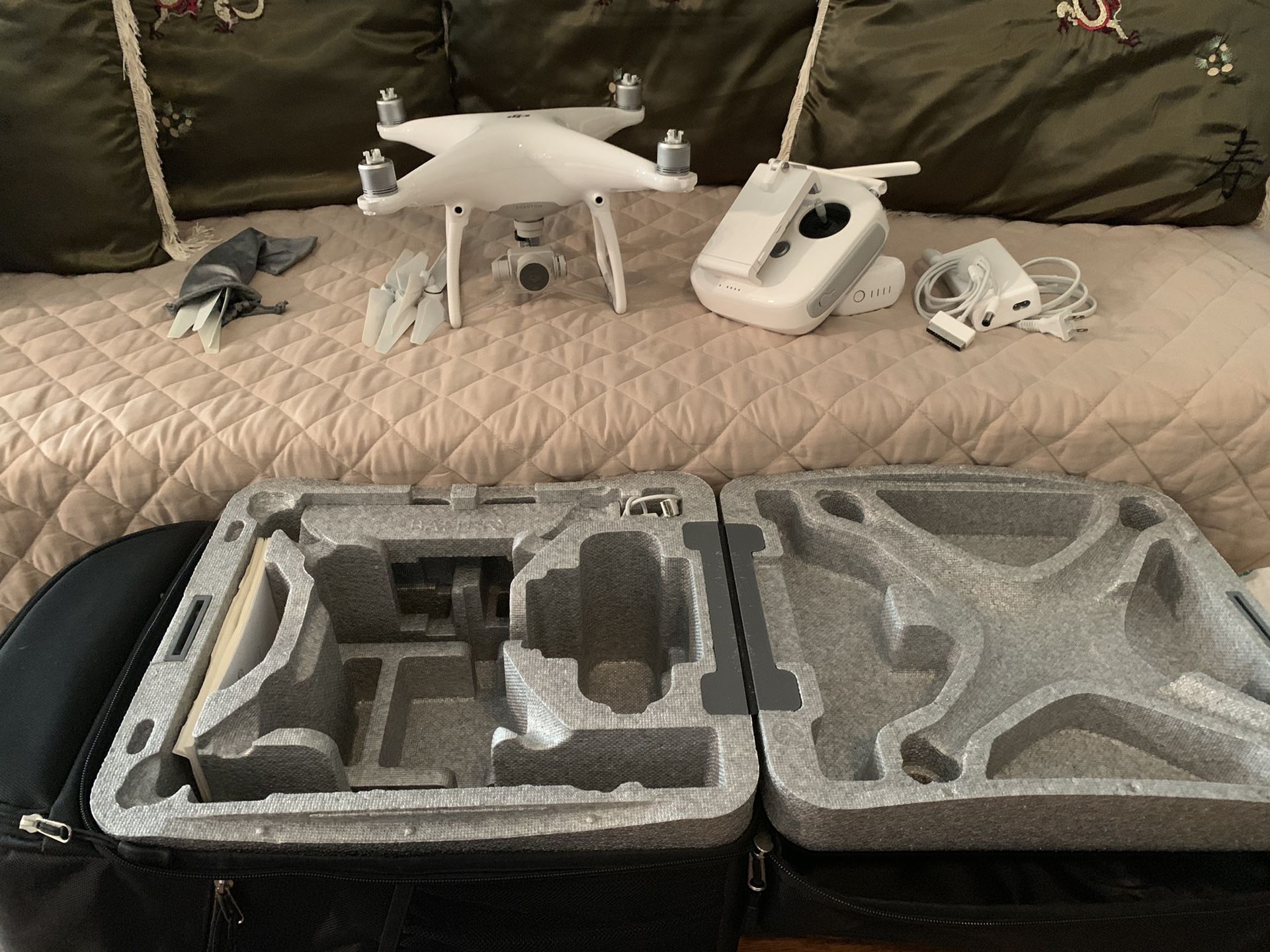 DJI Phantom 4