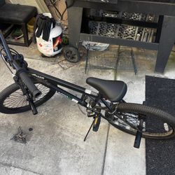 Hyper Bike Co Spinner