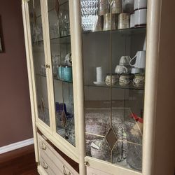 Vintage China Cabinet (Make Me An Offer)