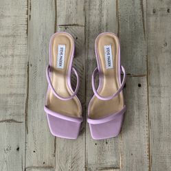 Steve Madden Lilah Heel In Lilac.  Size 7.5