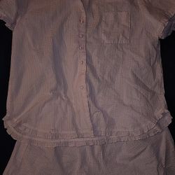 Like NEW Womens Collette by Miss Elaine pink stripe 2pc pajamas. Ruffled on bottom of top, covered buttons down the front. Its the hard to find seersu