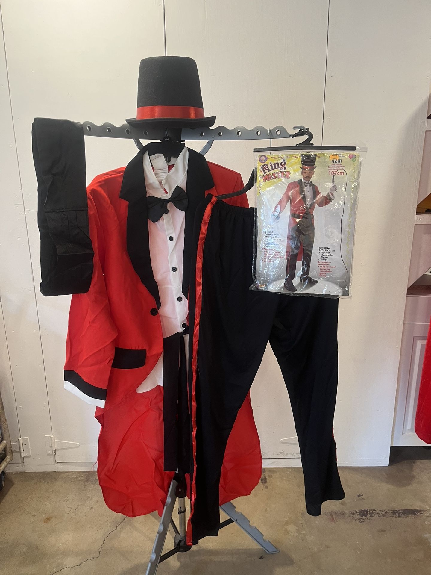 Circus Ring Leader Halloween Costume For Sale $30