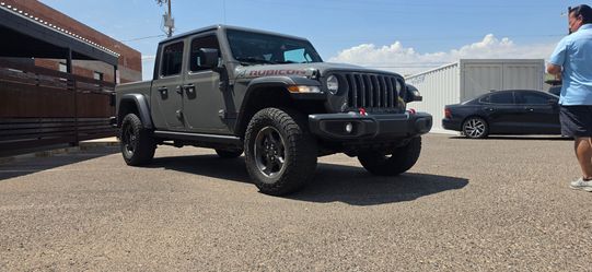 2023 Jeep Gladiator