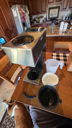 New Bunn VPR Commercial Coffee Brewer w/ Dual Heaters