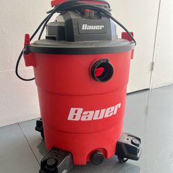 Wet / Dry Vac - Bauer 