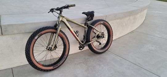 Salsa mukluk best sale deore 11