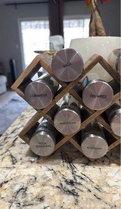 Wood Spice Rack with prefilled Spice Jars