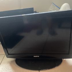 32 “ SANYO