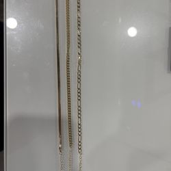 Gold ankle bracelets