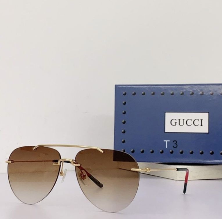 Gucci aviator Sunglasses  