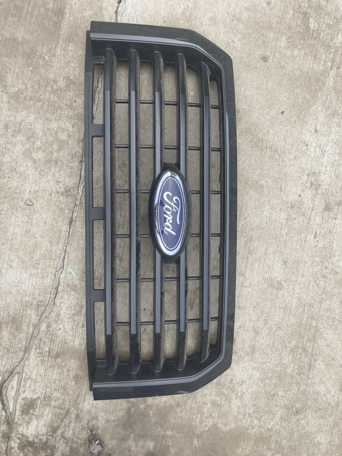 Ford F-150 2016 Grille
