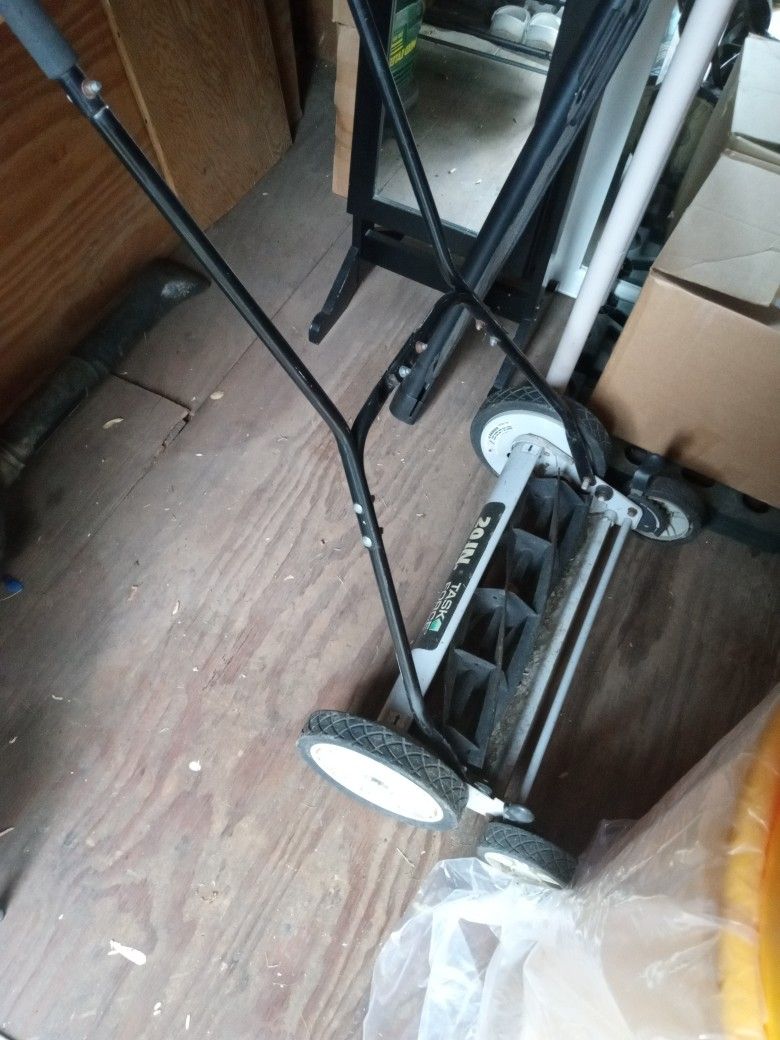 20 In Task Force Reel Mower for Sale in Burlington, WI OfferUp