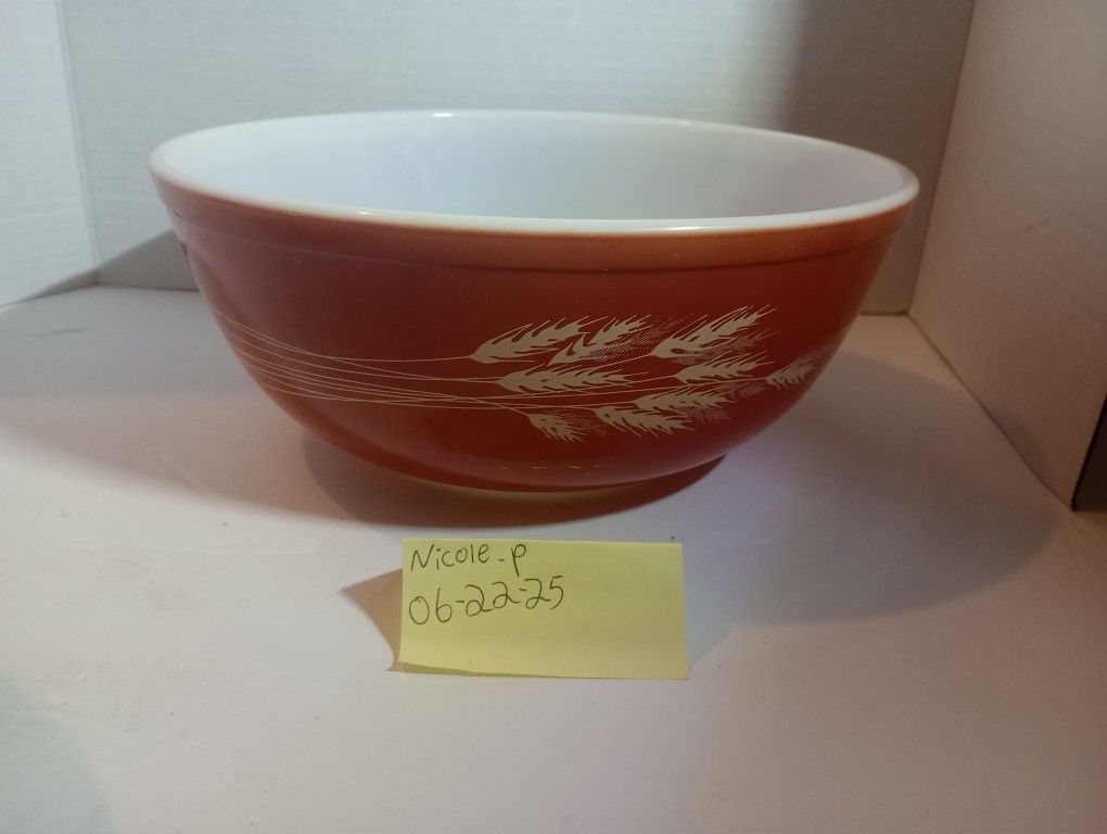 Vintage Pyrex Lot