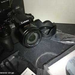 Panasonic Lumix DMC-FZ300