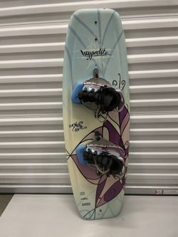 Hyperlite Divine 119cm Kids Wakeboard w/ Hyperlite Mini Size Bindings Youth