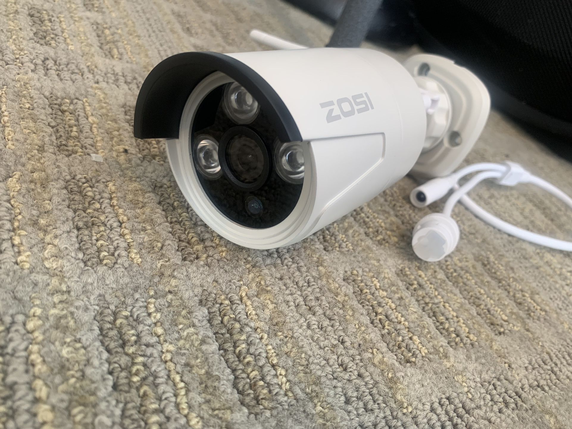 Wiriless Cameras System 8 CamerasNVR Que