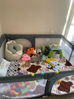 Toddler play pen