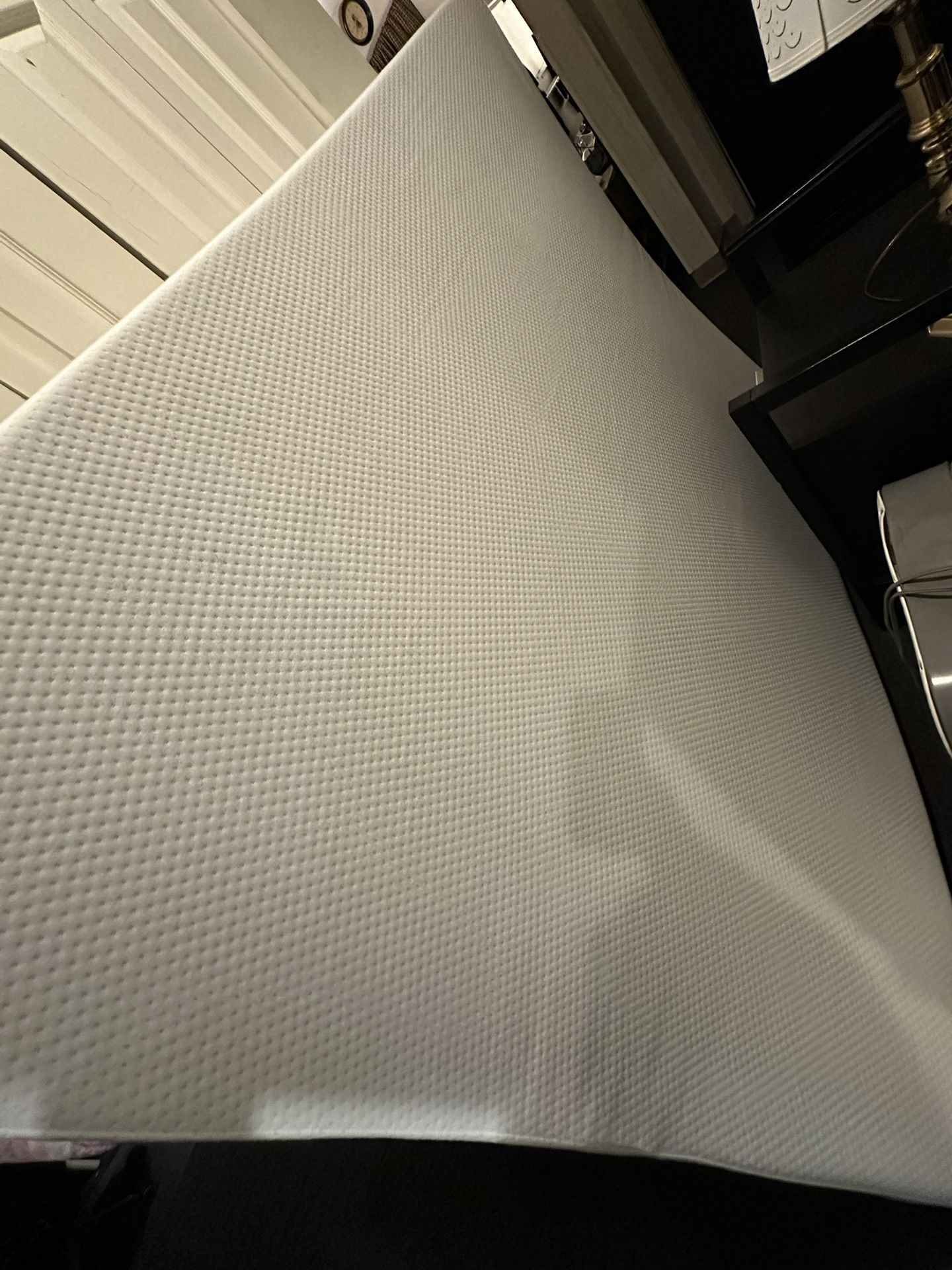 Queen Mattress Sinus