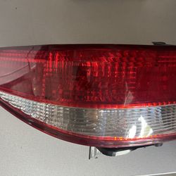 2003 -2004 Honda Accord Sedan Left Taillight