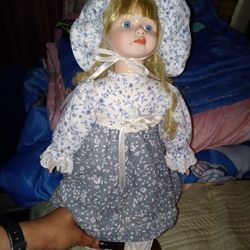 Antique Portioning Glass Dolls