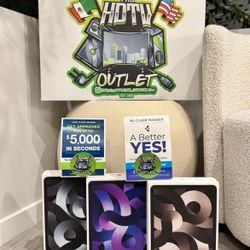 10.9” Apple iPad Air 5th Gen M1 chip WiFi 256gb floor model display 