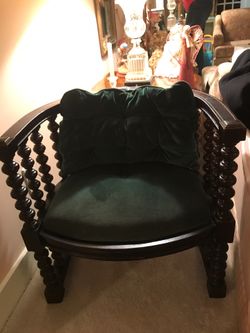 Beautiful Antique Victorian Chair