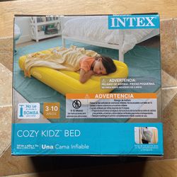 Intex Cozy Kidz Inflatable Air Bed Mattress w/ Carry Bag