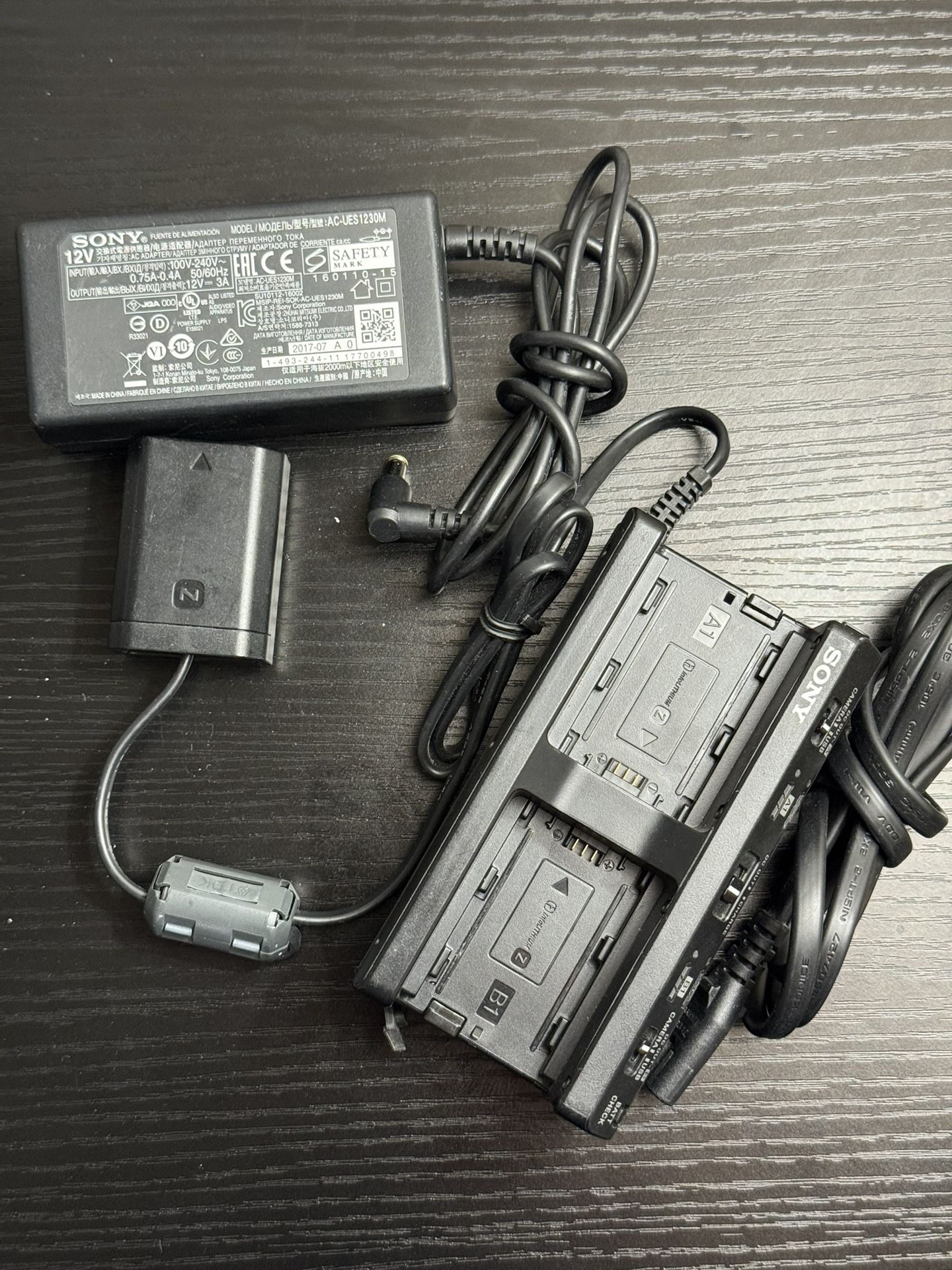 Sony NPA-MQZ1K Multi Battery Adapter Kit