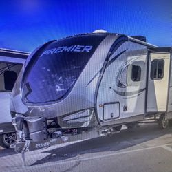 2019 KEYSTONE PREMIER 29 Ft, BUNKHOUSE 