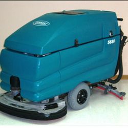 Tennant 5680,floor scrubber