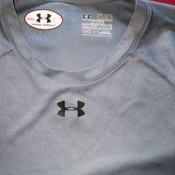 Under Armour T-shirt 