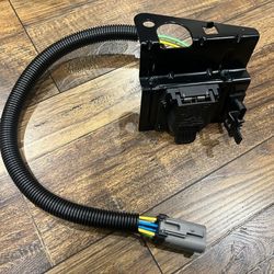 Dual Output 7-Way W/4Pin Flat Connector Multi Tow Vehicle Side Factory Plug