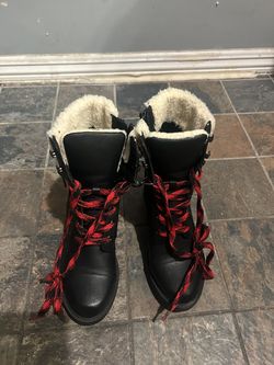 New black combat boots