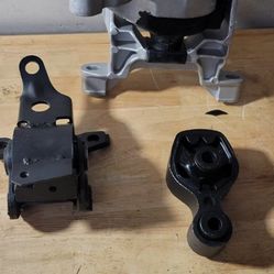 2014----2018 Mazda 3, Mazda 6, Mazda CX-5 ,,3 Piece  Engine & Transmission Mount Set