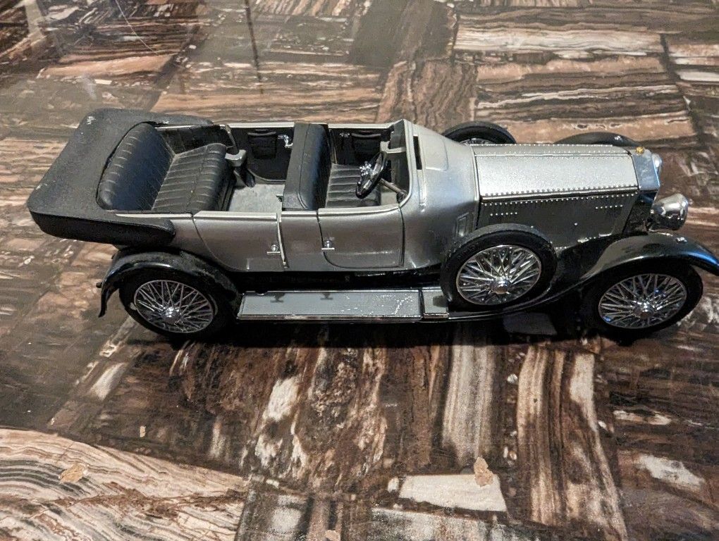 1991 Franklin Mint Precision Models 1925 Rolls-Royce Silver Ghost Model Car
