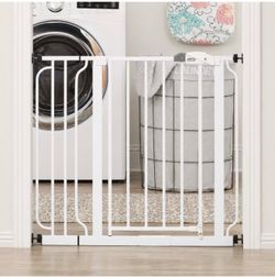 Baby safety gate