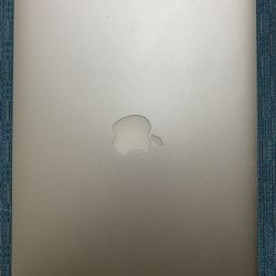 Apple MacBook Air 13” 2015 macOS Monterey 8GB Memory 256GB SSD!