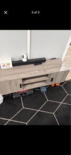 Entertainment center