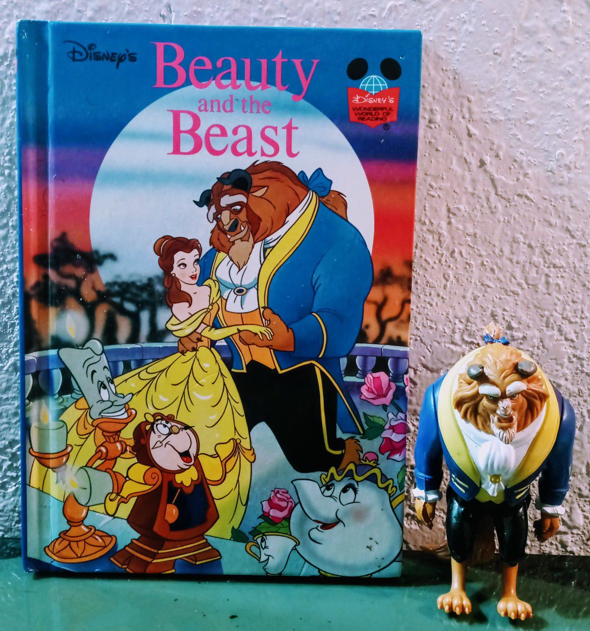 Beauty and the Beast book & Figurine