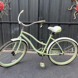 Huffy Cranbrook 26” Cruiser Bicycle