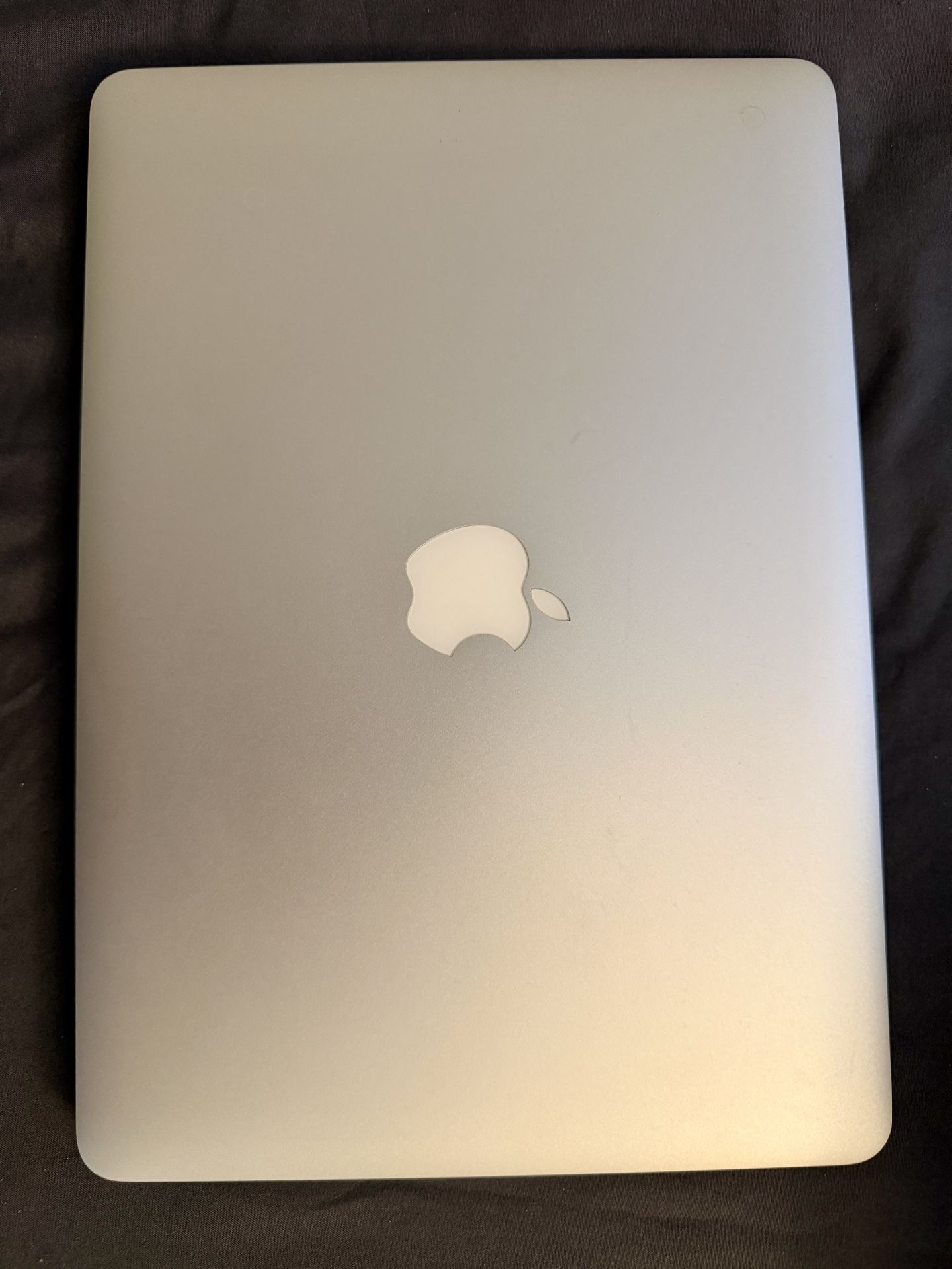 MacBook Air 2017 Super clean