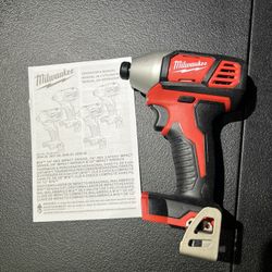 Milwaukee M18 1/4 in. Hex Impact Driver