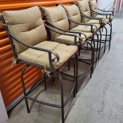 5 High Patio Chairs 