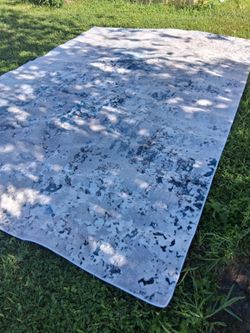 VERY NICE LARGE 8 BY 12 AREA RUG