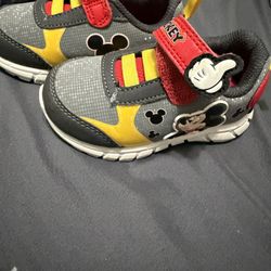 Mickey Toddler Shoe Size 5c