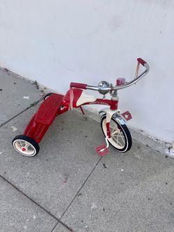 Kids Vintage Radio Flay Classic Tricycle 12”